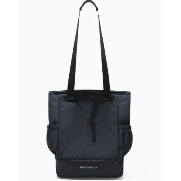 Beyond Yoga Convertible Gym Bag Black NWT main image 4